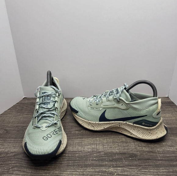 NIKE PEGASUS TRAIL 3 GTX SEAFOAM/NAVY-ARMY GREEN DC8794 003 US WMN Sz 7 - Picture 1 of 10